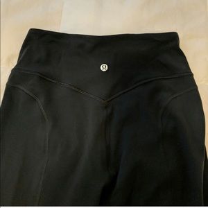 Lululemon pushing limits size 7/8 6 dark green
